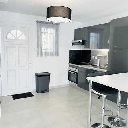 Maison 4 Personnes Avec Jacuzzi Marignane Extérieur photo